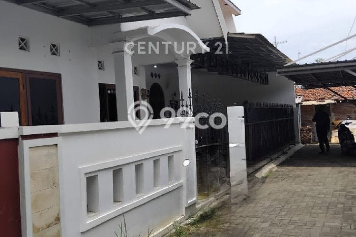 Dijual Hunian Rumah Terawat 8 KT di Randu Gunting, Tegal Dijual Hunian Rumah Terawat 8 KT di Randu Gunting, Tegal