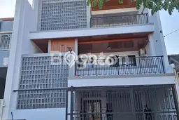 For Sale Rumah 5 Kamar Lokasi Ideal Nyaman dan Strategis di Sukodono For Sale Rumah 5 Kamar Lokasi Ideal Nyaman dan Strategis di Sukodono