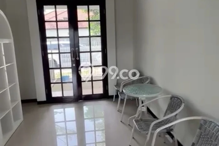 Lokasi strategis! Rumah siap pakai dikontrakkan di Sidoarjo LB 90m2 Lokasi strategis! Rumah siap pakai dikontrakkan di Sidoarjo LB 90m2