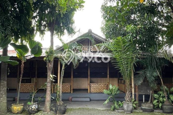 Komersial Bagus LT 879m2 LB 340m2 Dijual di Blimbing Malang Komersial Bagus LT 879m2 LB 340m2 Dijual di Blimbing Malang