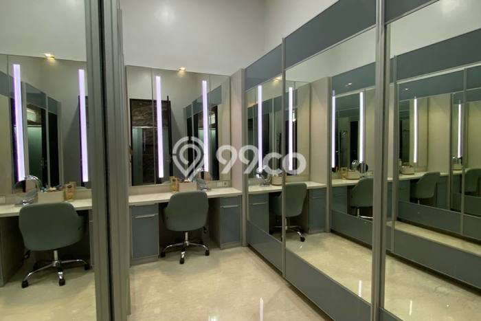 Jual Rumah Mewah Megah Dengan View Cantik di Malang Kota, Malang Jual Rumah Mewah Megah Dengan View Cantik di Malang Kota, Malang