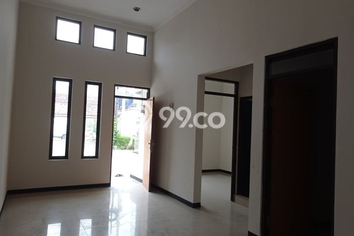 Dijual Rumah 2 Kamar Lokasi Ideal Bagus dan Strategis di Bandung Kulon Dijual Rumah 2 Kamar Lokasi Ideal Bagus dan Strategis di Bandung Kulon