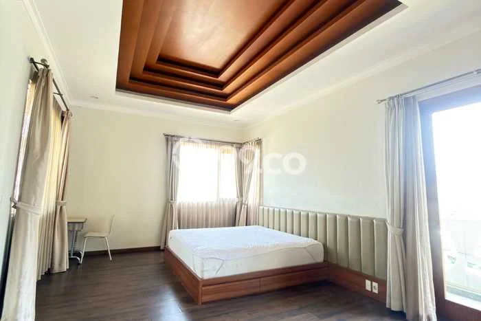 Rumah sewa siap pakai 4 KT di BSD, Tangerang Rumah sewa siap pakai 4 KT di BSD, Tangerang