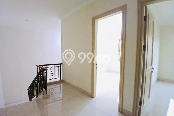 Rumah sewa siap pakai 5 KT di BSD, Tangerang Rumah sewa siap pakai 5 KT di BSD, Tangerang