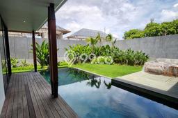 HARGA TERBAIK! Vila Kawasan , Area 500m2m², Lokasi Prima HARGA TERBAIK! Vila Kawasan , Area 500m2m², Lokasi Prima