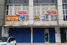 PRIME LOCATION! Ruko di , Luas 240m2m², Kawasan Komersial, Posisi Premium PRIME LOCATION! Ruko di , Luas 240m2m², Kawasan Komersial, Posisi Premium