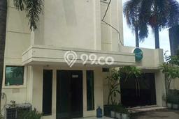LOKASI PREMIUM! Gudang Kawasan Narogong, Luas 800m², Area Komersial LOKASI PREMIUM! Gudang Kawasan Narogong, Luas 800m², Area Komersial