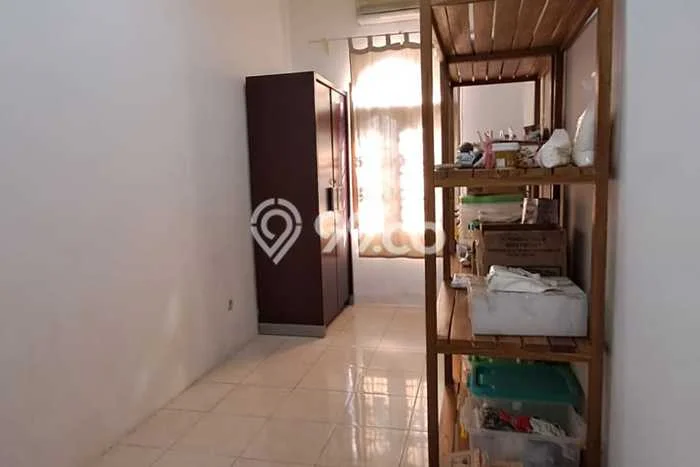 Hunian Ideal dengan LT 1599m2 & LB 500m2 Dikontrakkan di Kemang Hunian Ideal dengan LT 1599m2 & LB 500m2 Dikontrakkan di Kemang