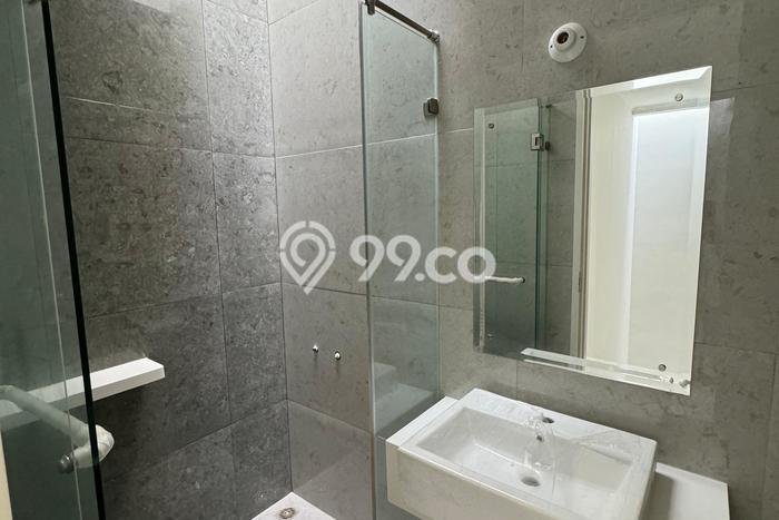 Rumah Elit Modern Tanpa Renovasi di Alam Sutera Tangerang Rumah Elit Modern Tanpa Renovasi di Alam Sutera Tangerang