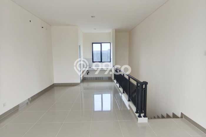 Unit Komersial Disewakan di Tangerang Kawasan Strategis Harga Kompetitif Unit Komersial Disewakan di Tangerang Kawasan Strategis Harga Kompetitif