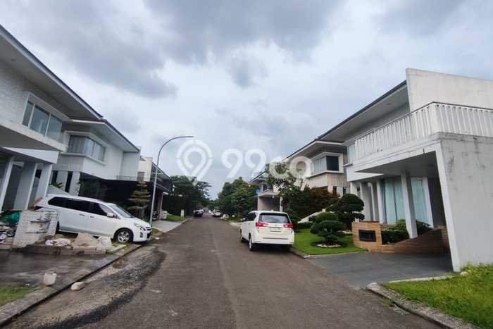 Tanah Dijual Lokasi Strategis di Tangerang dengan Luas 330m2 Tanah Dijual Lokasi Strategis di Tangerang dengan Luas 330m2