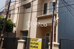 Dijual Rumah 5 Kamar Lokasi Strategis Nyaman dan Strategis di Kelapa Gading Dijual Rumah 5 Kamar Lokasi Strategis Nyaman dan Strategis di Kelapa Gading