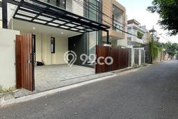 Rumah Kontrakan Jakarta Selatan LT 285m2 LB 350m2 Kawasan Kemang Rumah Kontrakan Jakarta Selatan LT 285m2 LB 350m2 Kawasan Kemang