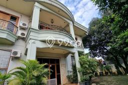 Rumah Mewah LB 450m2 Siap Huni Desain Elegan di Cibubur, Jakarta Timur Rumah Mewah LB 450m2 Siap Huni Desain Elegan di Cibubur, Jakarta Timur