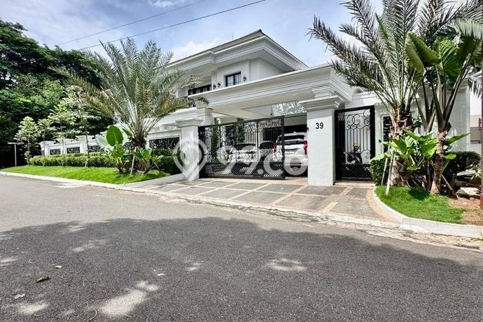 Hunian Elit LB 600m2 Siap Pakai Desain Elegan di Pondok Indah, Jakarta Selatan Hunian Elit LB 600m2 Siap Pakai Desain Elegan di Pondok Indah, Jakarta Selatan