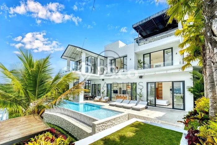 Rumah Elit LB 800m2 Siap Huni Desain Elegan di Uluwatu, Badung Rumah Elit LB 800m2 Siap Huni Desain Elegan di Uluwatu, Badung