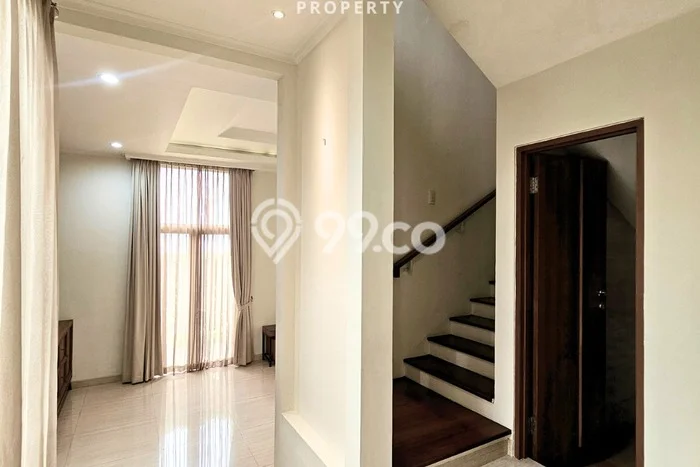 Jarang Ada! Rumah Kontrakan 5 Kamar Nyaman Siap Huni BSD Jarang Ada! Rumah Kontrakan 5 Kamar Nyaman Siap Huni BSD