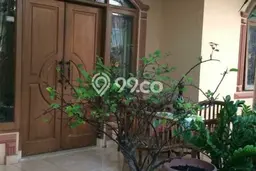 Rumah Strategis Minimalis Lb 260m2 di Pondok Aren, Tangerang Selatan Rumah Strategis Minimalis Lb 260m2 di Pondok Aren, Tangerang Selatan