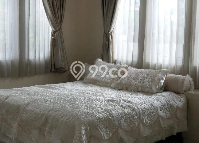 Rumah Elit Modern Tanpa Renovasi di Green Ville Jakarta Barat Rumah Elit Modern Tanpa Renovasi di Green Ville Jakarta Barat