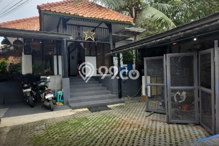 Rumah Elit Modern Tanpa Renovasi di Tanjung Barat Jakarta Selatan Rumah Elit Modern Tanpa Renovasi di Tanjung Barat Jakarta Selatan