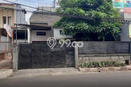 Rumah Strategis Minimalis Lb 210m2 di Pasar Minggu, Jakarta Selatan Rumah Strategis Minimalis Lb 210m2 di Pasar Minggu, Jakarta Selatan