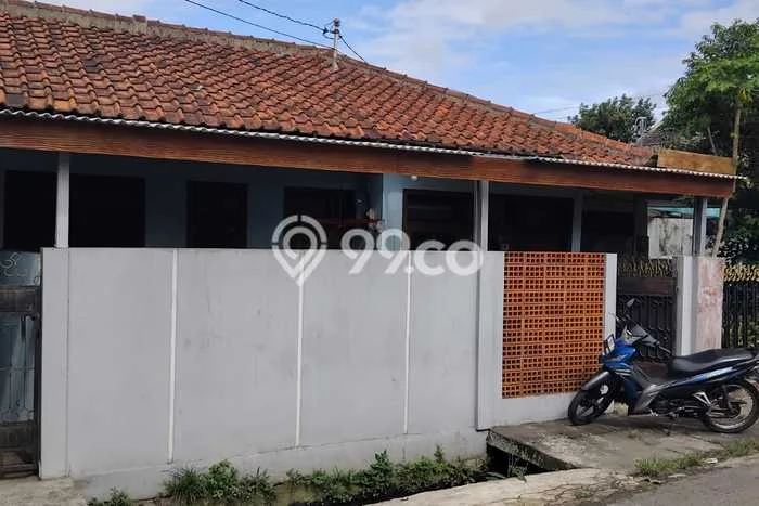 Rumah Minimalis 8 KT di Buah Batu Bandung Unfurnished Rumah Minimalis 8 KT di Buah Batu Bandung Unfurnished