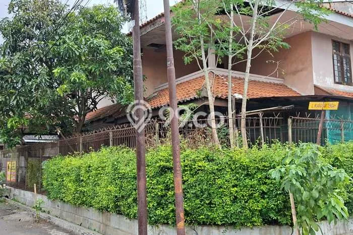 Dijual Hunian Rumah Terawat 5 Kamar di Peta, Bandung Dijual Hunian Rumah Terawat 5 Kamar di Peta, Bandung