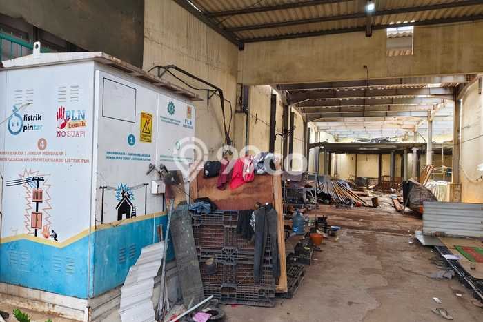 Area Ramai! Komersial Dijual di Bekasi Timur untuk Bisnis Luas Bangunan 400m2 Area Ramai! Komersial Dijual di Bekasi Timur untuk Bisnis Luas Bangunan 400m2