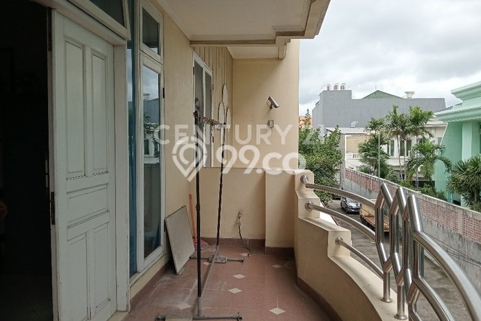 Rumah Luxury Modern Siap Huni di Pluit Jakarta Utara Rumah Luxury Modern Siap Huni di Pluit Jakarta Utara