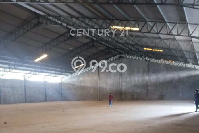 Gudang disewakan di Ngaliyan Semarang dengan luas bangunan 805m2 Gudang disewakan di Ngaliyan Semarang dengan luas bangunan 805m2