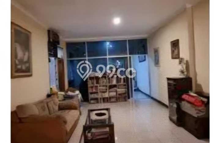 For Sale! Luxury House LT 180m2 Desain Elegan di Intercon For Sale! Luxury House LT 180m2 Desain Elegan di Intercon