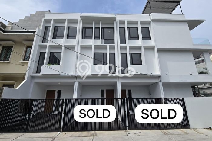 Rumah Modern 3 KT di Muara Karang Jakarta Utara Unfurnished Rumah Modern 3 KT di Muara Karang Jakarta Utara Unfurnished