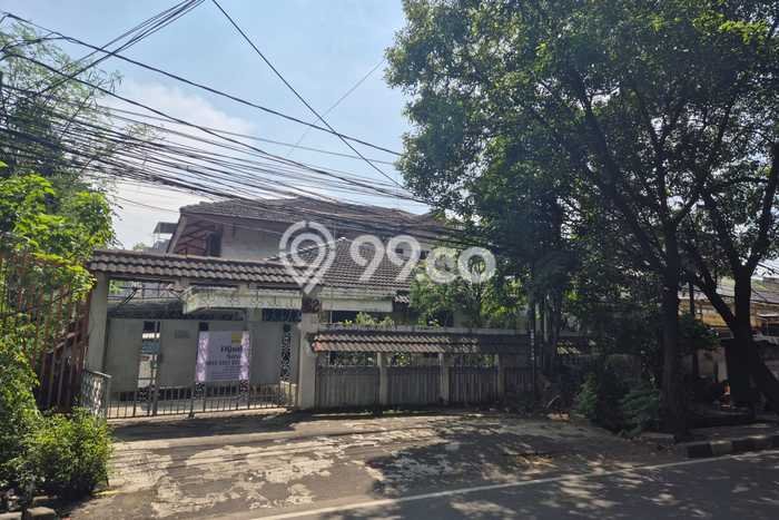 Hunian Eksklusif Siap Huni LT 400m2 di Grogol Petamburan, Jakarta Barat Hunian Eksklusif Siap Huni LT 400m2 di Grogol Petamburan, Jakarta Barat