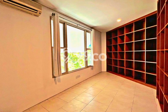 Hunian Modern Untuk Disewakan di Sudirman Jakarta Selatan 5 KT & 4 KM Hunian Modern Untuk Disewakan di Sudirman Jakarta Selatan 5 KT & 4 KM