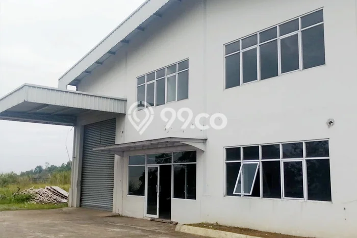 Unit Gudang Paling Strategis di Karawang Barat Karawang dengan LB 3608m2 Unit Gudang Paling Strategis di Karawang Barat Karawang dengan LB 3608m2