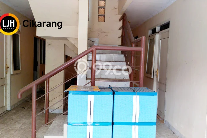 Cocok Untuk Investasi! For Sale Kost di Jababeka 10 Kamar Cocok Untuk Investasi! For Sale Kost di Jababeka 10 Kamar