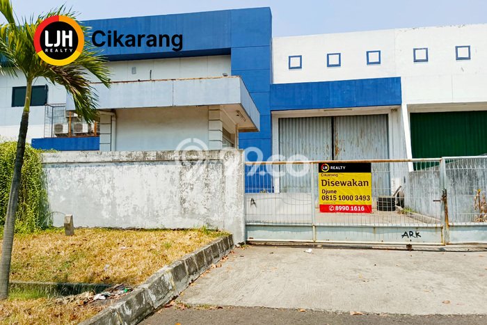 Disewakan Gudang di Kawasan Ramai Jababeka Luas 828m2 Disewakan Gudang di Kawasan Ramai Jababeka Luas 828m2