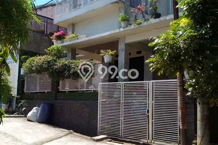 Dijual Rumah 4 Kamar Lokasi Strategis Nyaman dan Strategis di Ngamprah Dijual Rumah 4 Kamar Lokasi Strategis Nyaman dan Strategis di Ngamprah