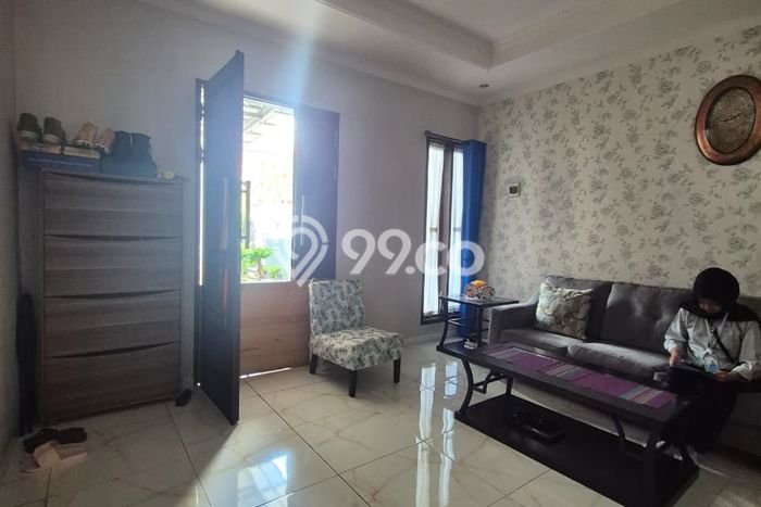 Rumah Mewah Dijual LT 168m2 di Sukasari, Bandung Rumah Mewah Dijual LT 168m2 di Sukasari, Bandung
