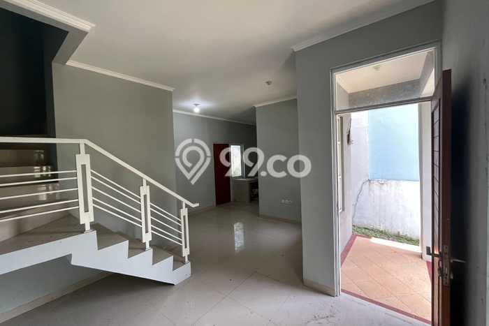 Dijual Rumah 2 Kamar Lokasi Strategis Bagus dan Strategis di Cisarua Dijual Rumah 2 Kamar Lokasi Strategis Bagus dan Strategis di Cisarua