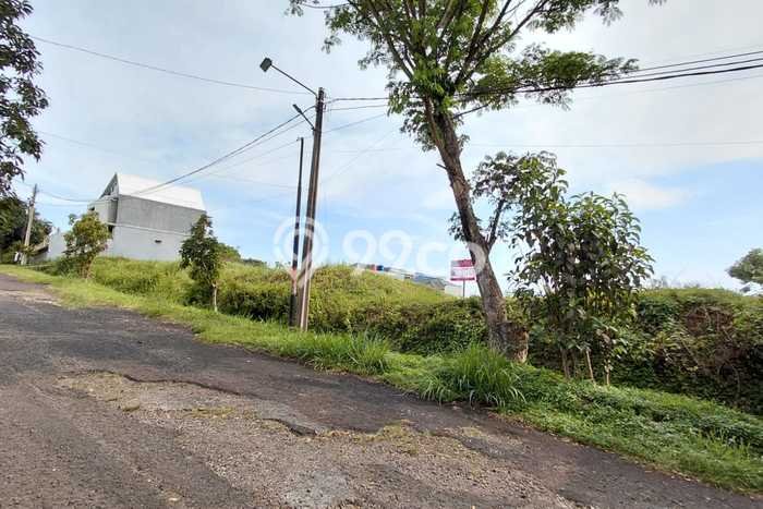 Tanah Strategis Dijual di Parongpong Bandung Barat 360m2 Tanah Strategis Dijual di Parongpong Bandung Barat 360m2