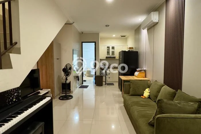 For Sale Rumah 2 Kamar Lokasi Strategis Bagus dan Strategis di Cipondoh For Sale Rumah 2 Kamar Lokasi Strategis Bagus dan Strategis di Cipondoh