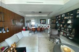 Hunian Apartemen High-Class untuk Dijual di Jakarta Selatan dengan 3 BR & 3 Kamar Mandi Hunian Apartemen High-Class untuk Dijual di Jakarta Selatan dengan 3 BR & 3 Kamar Mandi