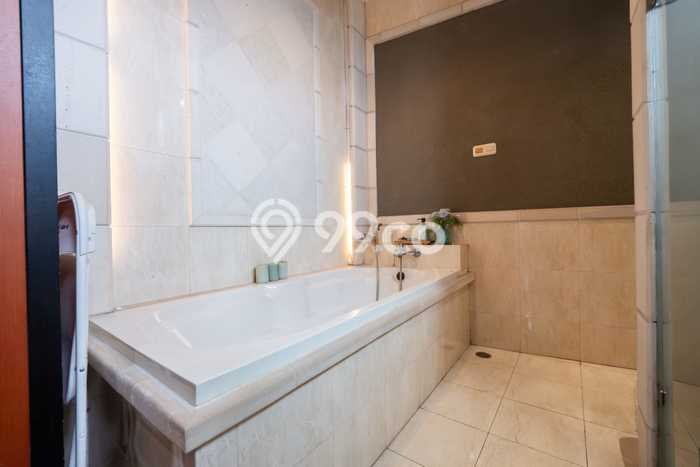 Ready to Use! Luxury House LT 285m2 Desain Modern di Graha Raya Bintaro Ready to Use! Luxury House LT 285m2 Desain Modern di Graha Raya Bintaro