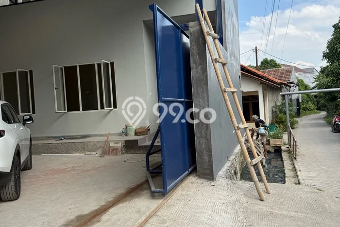 Gudang bagus disewakan di Ciledug Tangerang dengan LB 645m2 harga sewa terbaik Gudang bagus disewakan di Ciledug Tangerang dengan LB 645m2 harga sewa terbaik