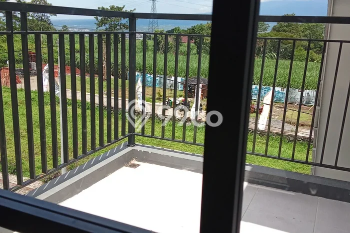 Rumah Luas Asri 2 KT Siap Huni di Buring Malang Rumah Luas Asri 2 KT Siap Huni di Buring Malang
