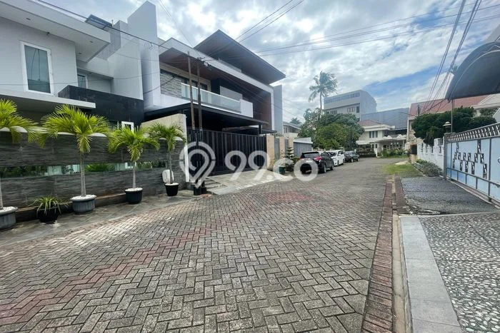 Hunian Mewah LB 264m2 Siap Pakai Desain Elegan di Citra Garden, Jakarta Barat Hunian Mewah LB 264m2 Siap Pakai Desain Elegan di Citra Garden, Jakarta Barat