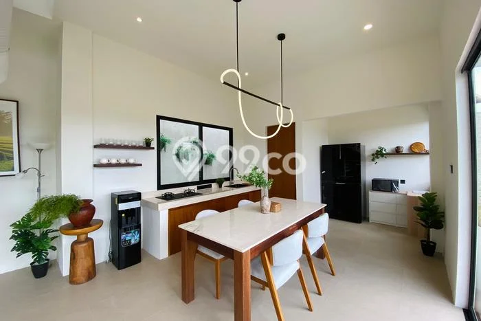 Vila Kawasan , Luas 140m2m², Akses Mudah Pusat Kota Vila Kawasan , Luas 140m2m², Akses Mudah Pusat Kota