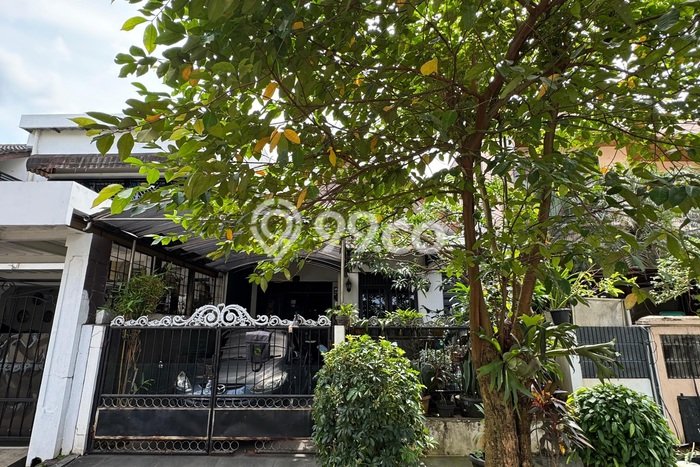 Rumah Strategis Minimalis Lb 124m2 di BSD, Tangerang Selatan Rumah Strategis Minimalis Lb 124m2 di BSD, Tangerang Selatan