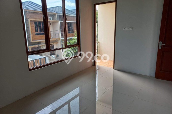Rumah Strategis Minimalis Lb 90m2 di Cilodong, Depok Rumah Strategis Minimalis Lb 90m2 di Cilodong, Depok